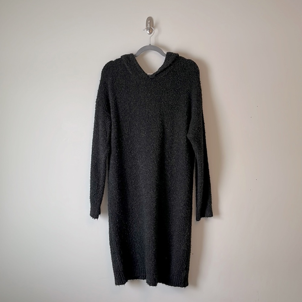 Dark grey oversized knit hoodie by cupcakes & cashmere (size L)